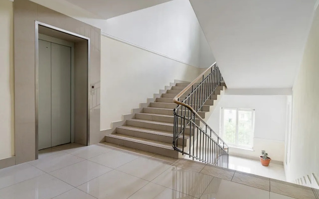 Metro Centrum Light Apartment