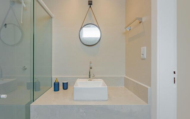 VT05 Maravilhoso Quarto e Sala a 300m da Praia