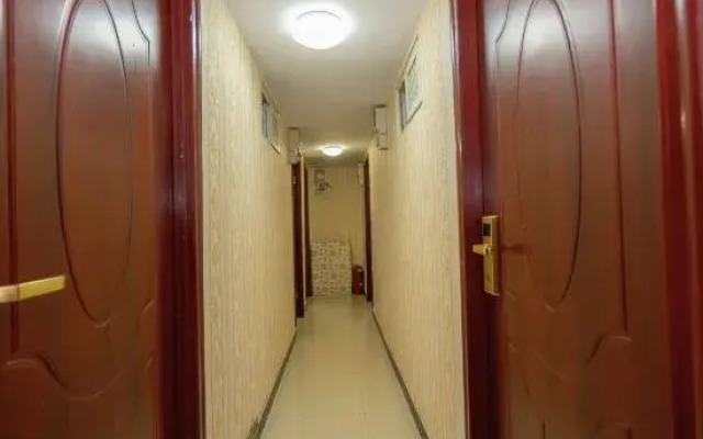 Warm Hotel (Wuhan La Defense)