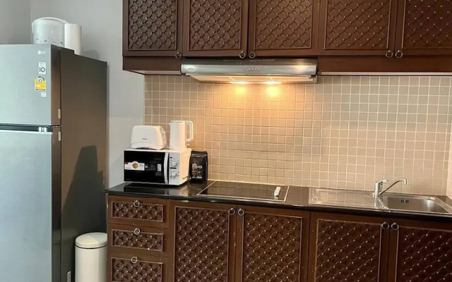 6 37 2 Bedroom 2baths 1 km Walking to Patong Beach