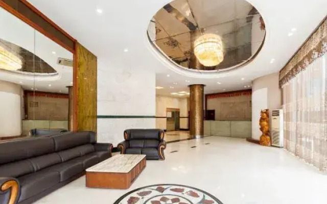 Jinsui Hotel (Longyan Train station shop)
