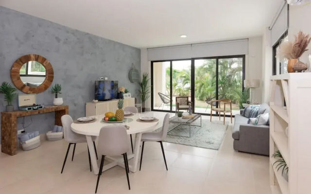 The Spacious Condo by Acomodo