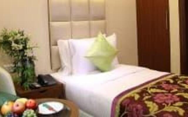 OYO Hotel: Capital O New Haven Hotel Near Lotus Temple