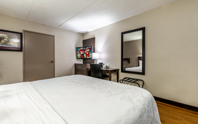 Red Roof Inn PLUS+ Nashville Airport