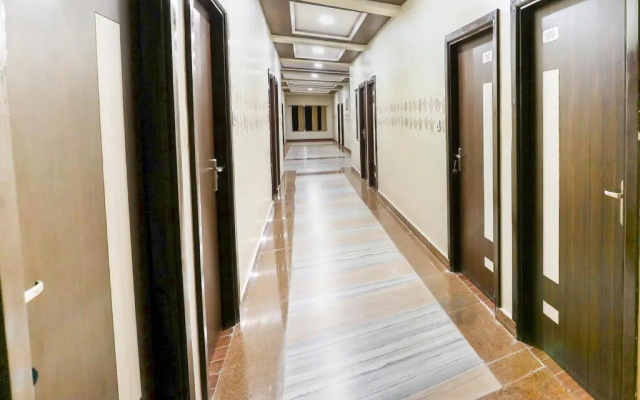 Jay Gurudev Homestay by OYO Rooms