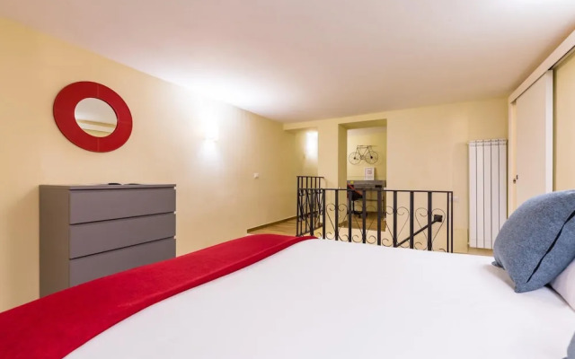 Apartment in the Heart of Nightlife by Wonderful Italy