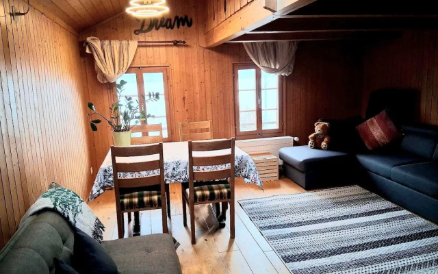 Lake View Chalet , Därligen – Guest Rooms – Darligen