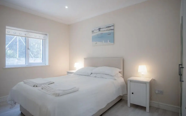 Sunbeam - 2 Bedroom Apartment - Pendine
