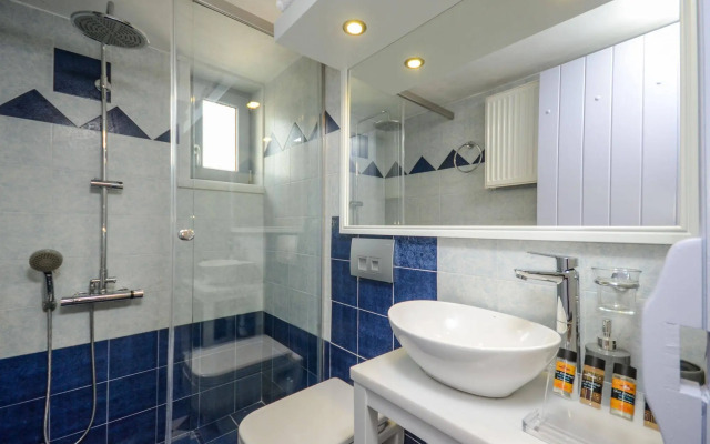 Santa Katerina Studios & Apartments