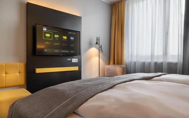 Holiday Inn - the niu, Fury Aschheim Messe by IHG