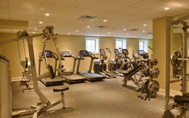 The Quogue Club at Hallock House