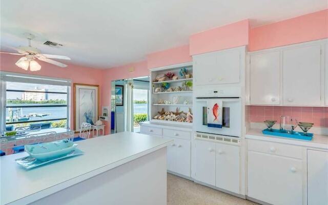 Bayside 294 - Three Bedroom Condo