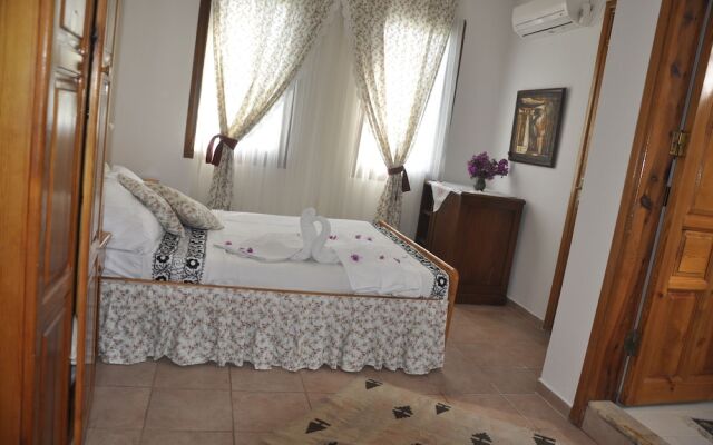 Dalyando Hotel