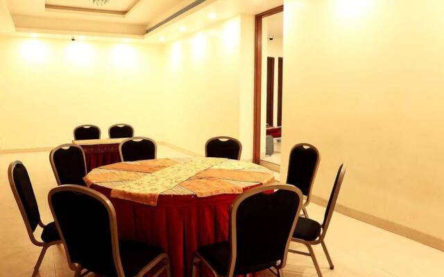 OYO 1346 Manthan Hotel