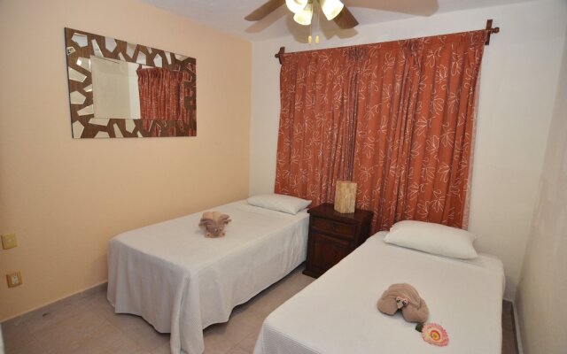 3 BR Apartment 2 BathR Rinconada Del Sol