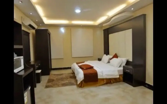 OYO 491 Rosa Plaza Hotel