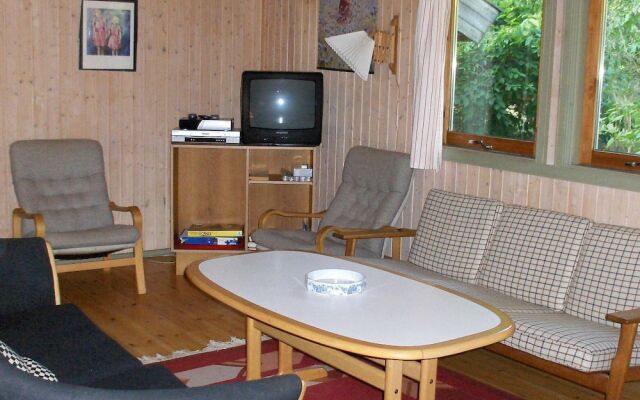 8 Person Holiday Home in Vaeggerlose