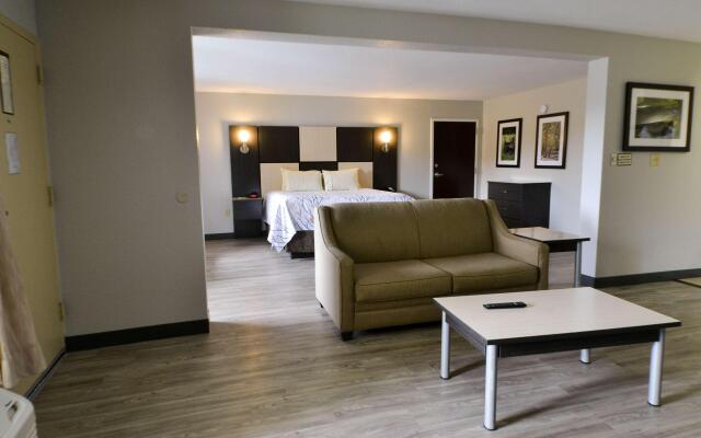 Best Western Cades Cove Inn