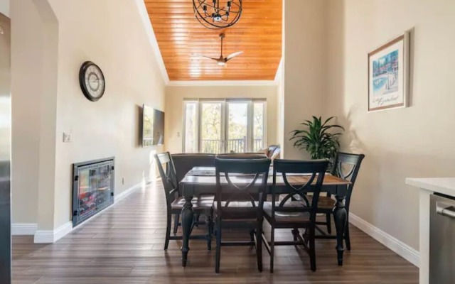 Lake Arrowhead Villas