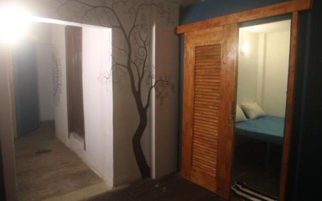 Pomme Hostel