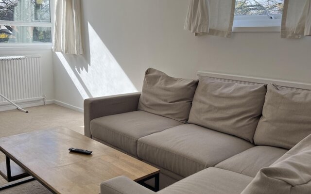 Charming Studio Flats Amazing Location
