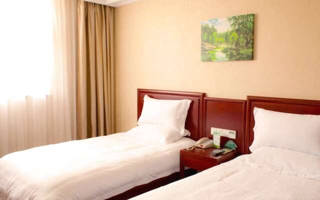 GreenTree Inn Shanghai Songjiang Dongjing Tongle Road Happy Valley Bus