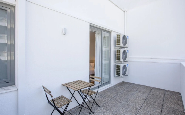 Liiiving in Porto - Design Bright House