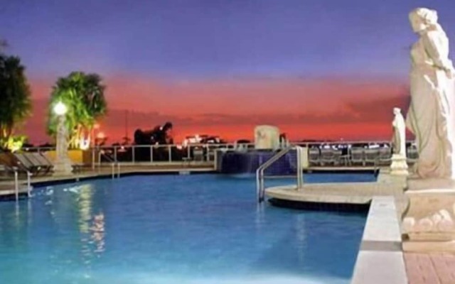 America Luxury Intracoastal Apartments