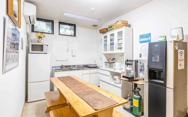 add chaganju - Hostel