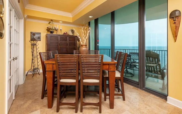 Phoenix Ix 1205 3 Bedroom Condo