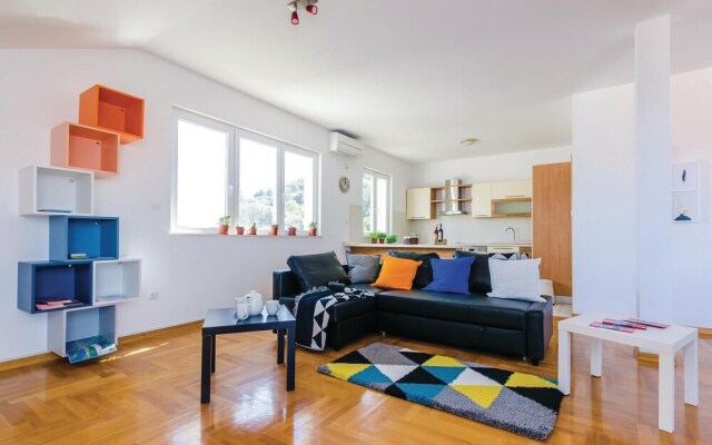 Amazing Home in Dubrovnik With Wifi and 3 Bedrooms