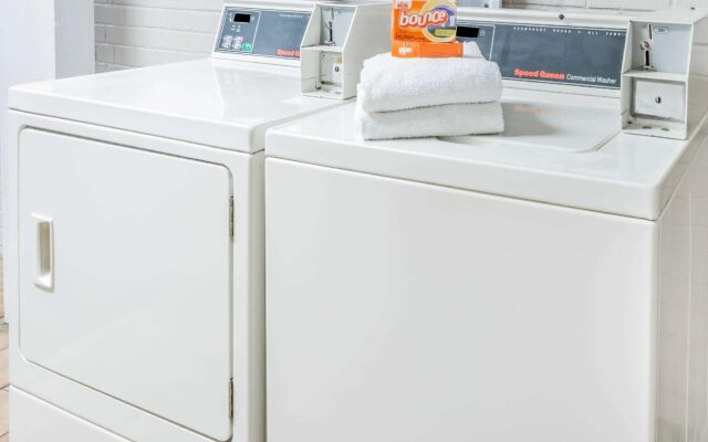 Knights Inn Glen Allen, VA