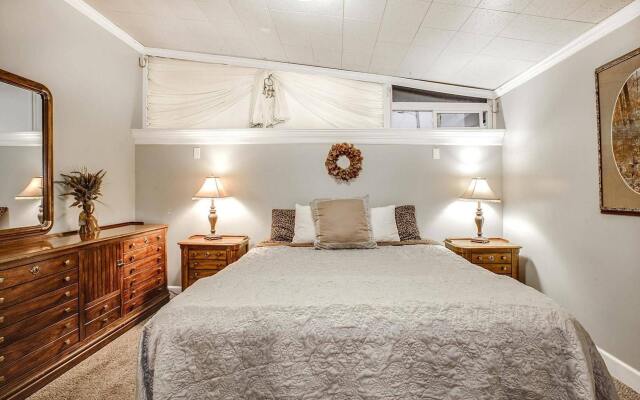 Beachwood Condos & Resort