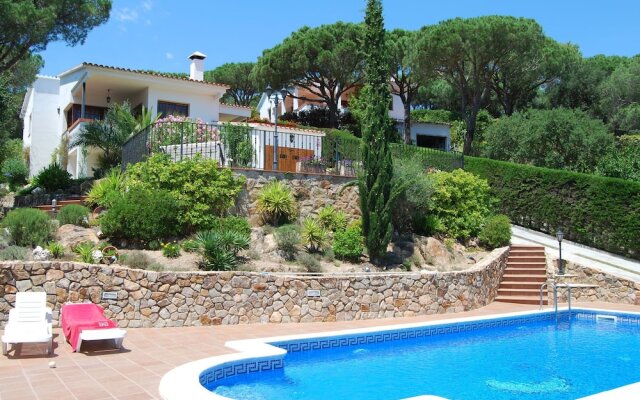 Luxurious Villa in Tordera With Private Pool and Garden