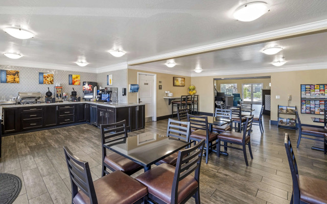 Best Western Liberty Inn