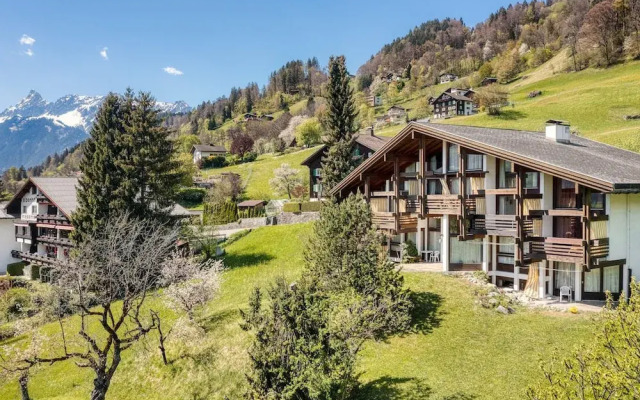 Retrowohnung mit Bergpanorama