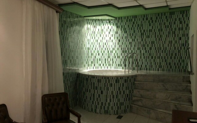 No Problem Hotel at Glinka Street