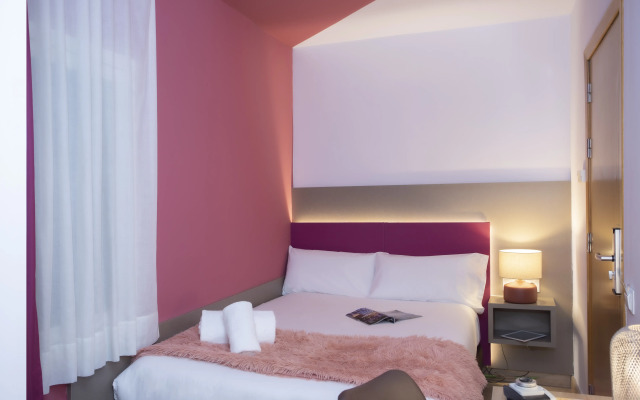Casual Colours Barcelona Hotel