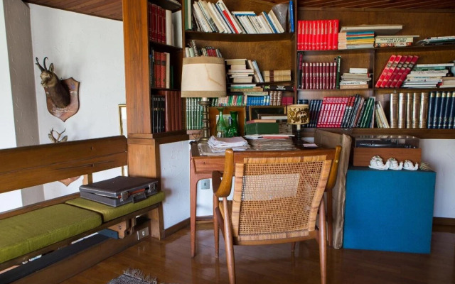 B&B Pleris