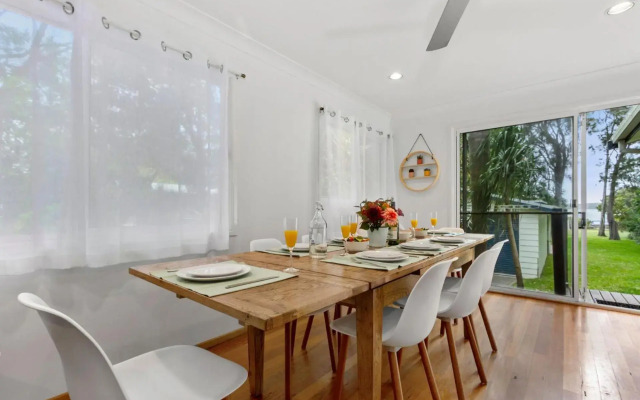 Baileys Retreat - Pet Friendly - 10 Mins Walk to Beach