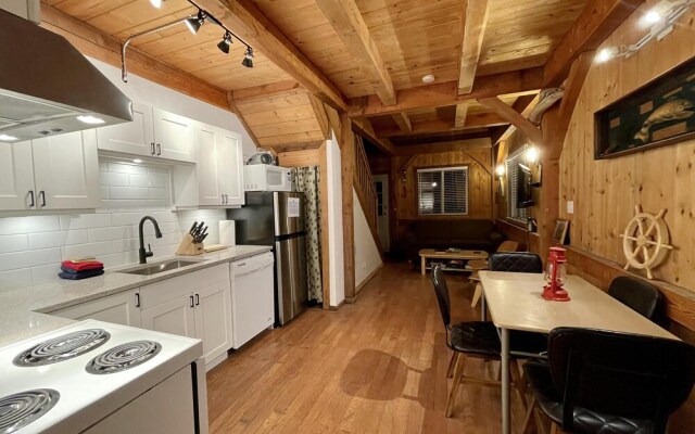 Black Bear Cottage