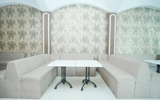 OYO 1239 Mojokerto Classic Homestay
