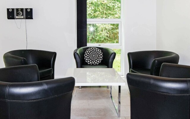 Enormous Holiday Home in Hadsund With Swimming Pool