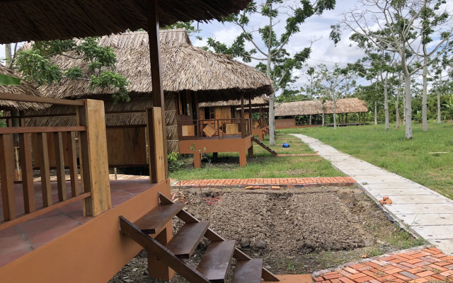 Mekong Daniel Bungalow