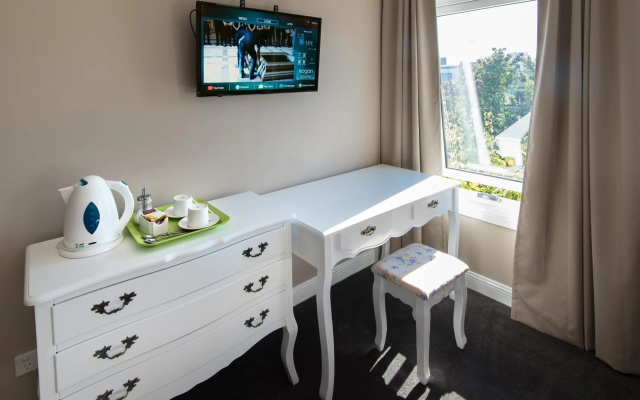 Lily Sands Inn – Guest Rooms – Melbourne