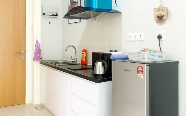 4PAX Studio NetfliX  Free WIFI