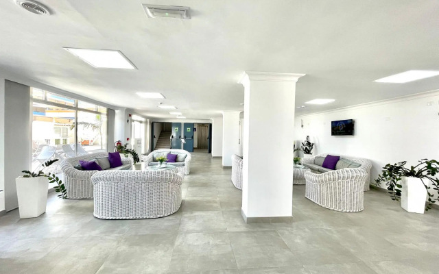 Reformed studio,Wifi,pool, at 250 m from beach