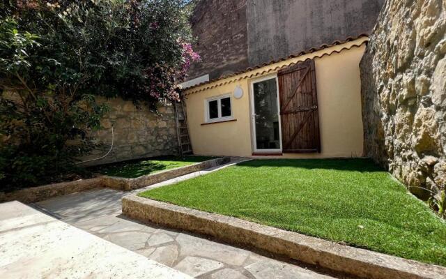 Mourillon : T2 avec jardin, à 400 m de la plage