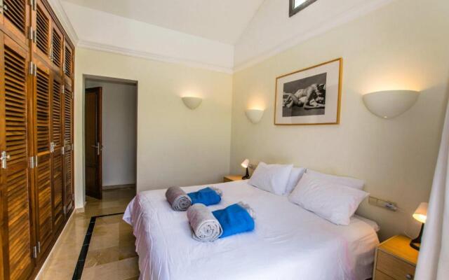 216 - Villa Helena by Villas Now Ltd