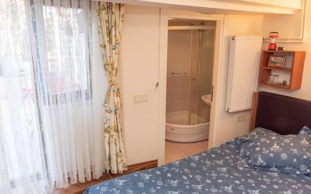 Orhan Kutbay'in Evi Turyolu Cafe Pansiyon